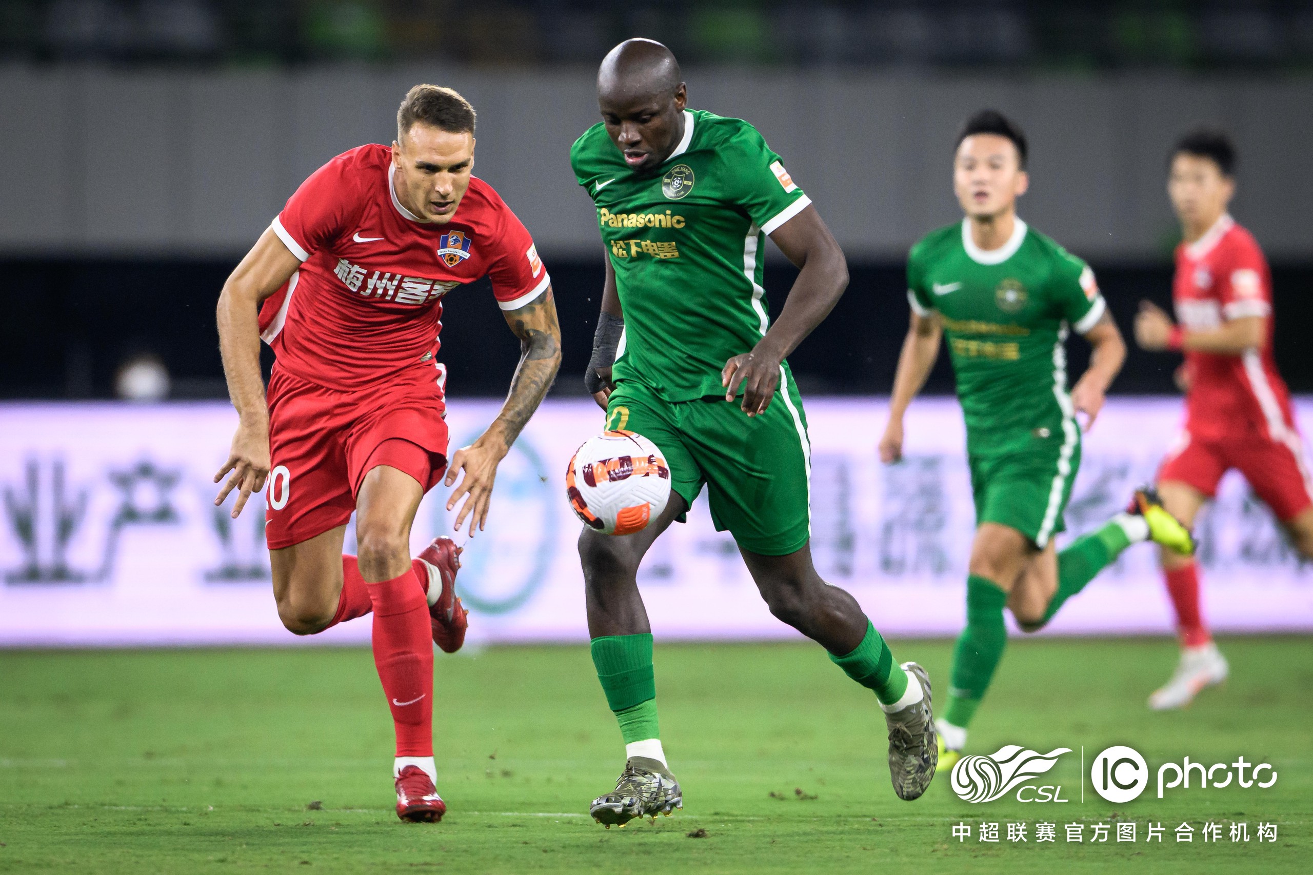 梅州客家绝杀冲超浙江队,梅州客家vs浙江队爆发冲突