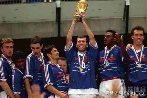 历届男篮球世界杯冠亚军,历届足球世界杯冠亚军