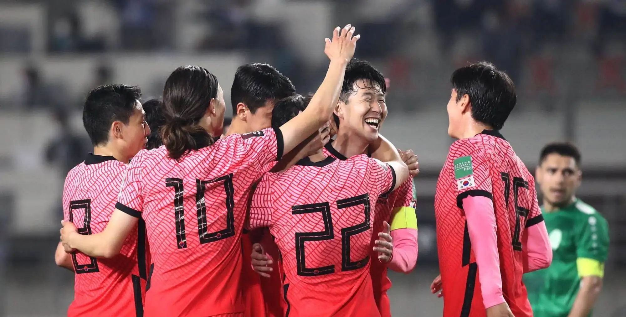 韩国运动员免除兵役,韩国队不拿奖牌都要服兵役真的吗