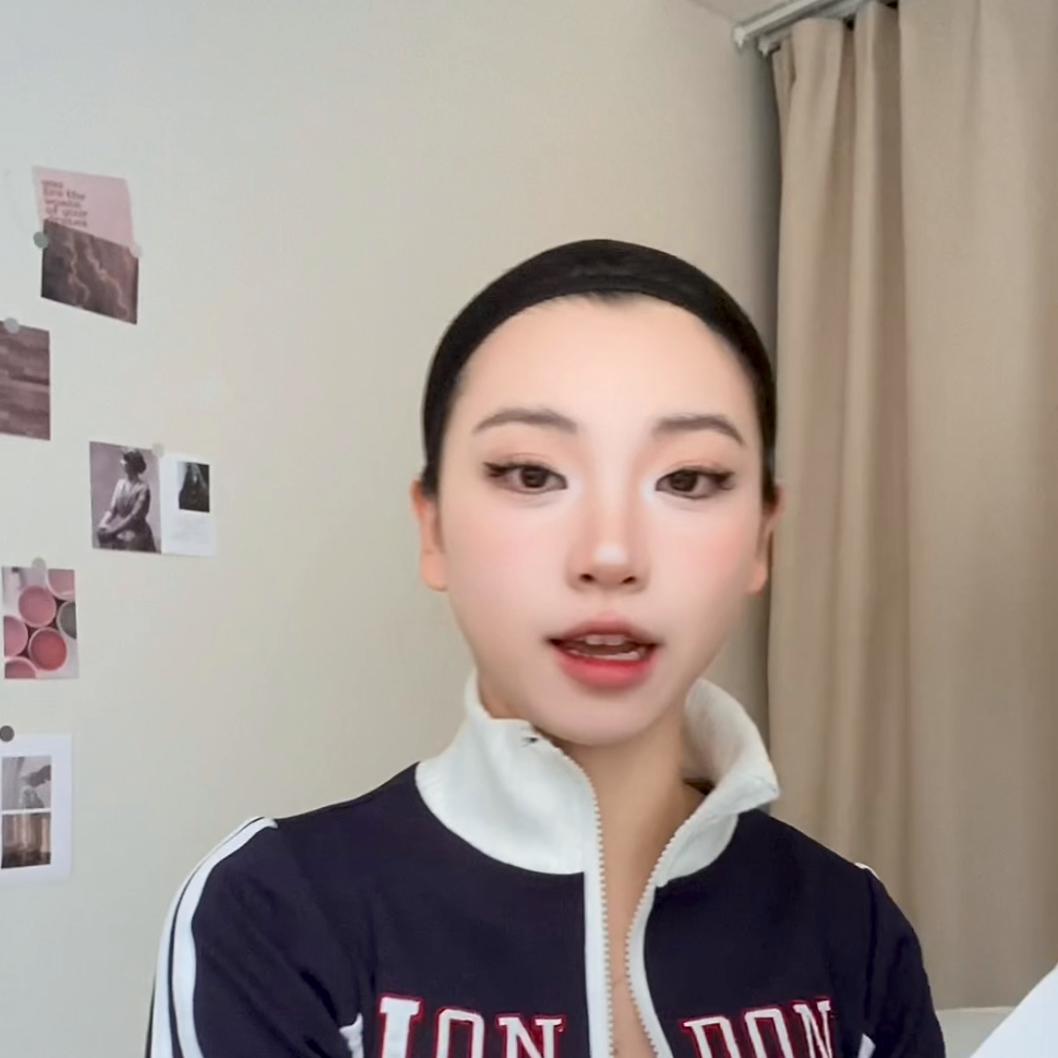 为什么戴假发真发很突兀,为什么戴上假发显脸大