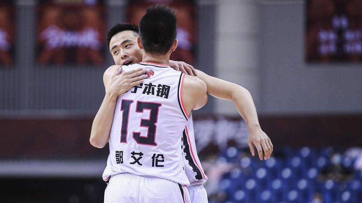 辽篮大胜杨鸣最新消息,辽篮新星杨鸣最新信息