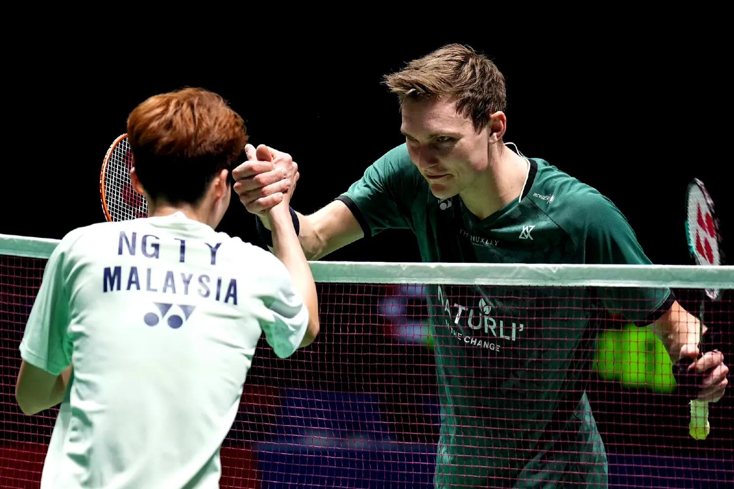 蔡赟讲解羽毛球侧身,蔡赟说全英赛行李延误