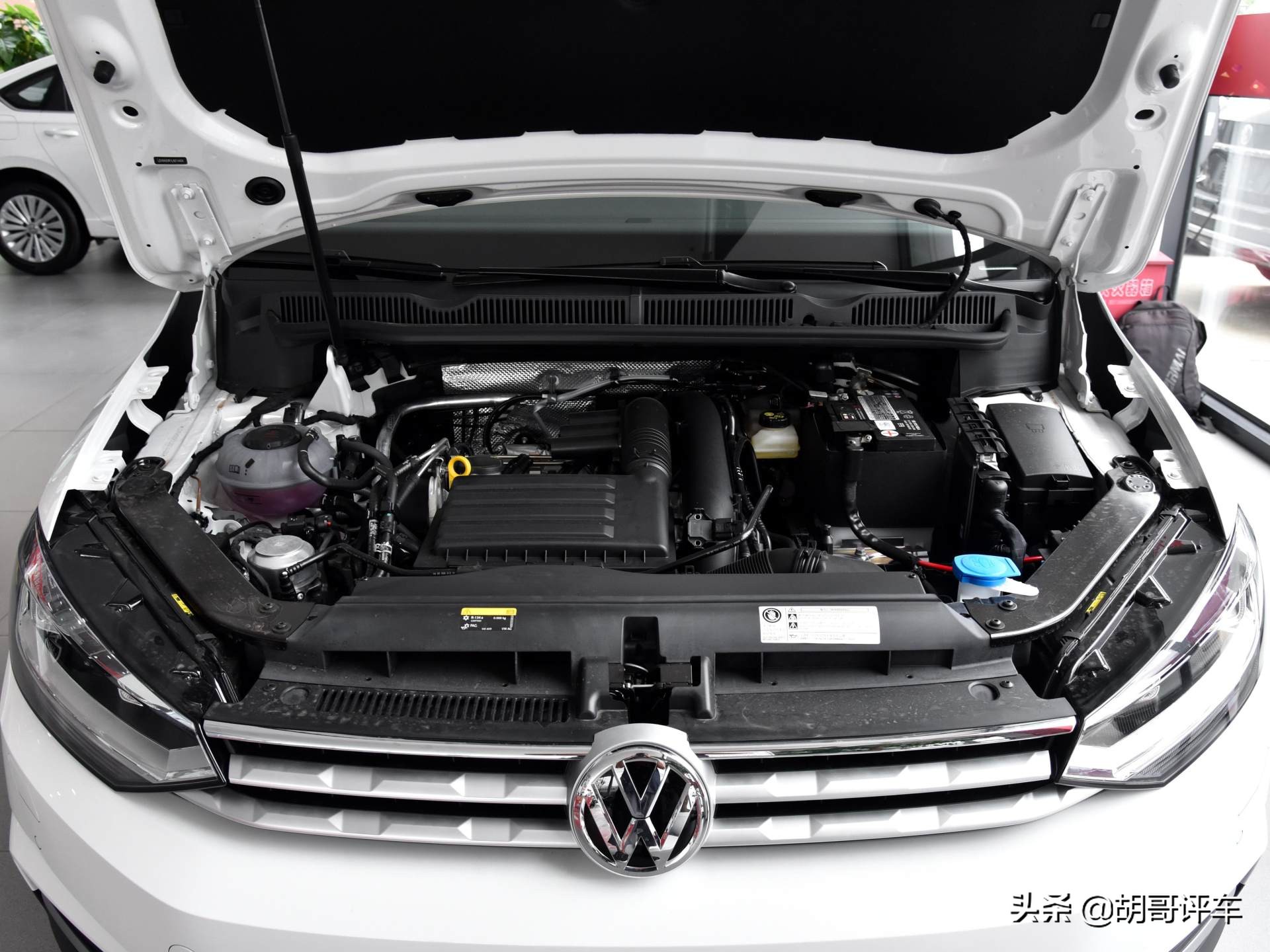 最新款大众mpv途安,大众途安mpv落地价多少钱