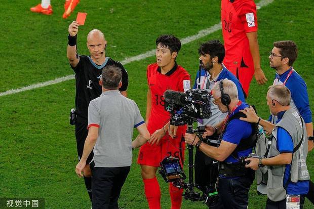 库杜斯首秀,加纳对韩国曹圭成精彩进球场景