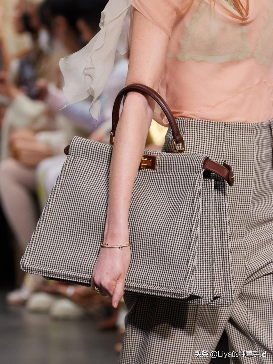 大包包推荐小众高级感轻奢,又休闲又时尚的大包包