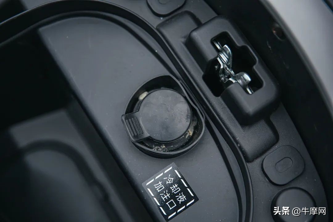 17款标致django测评,标致djangocaferacer开箱