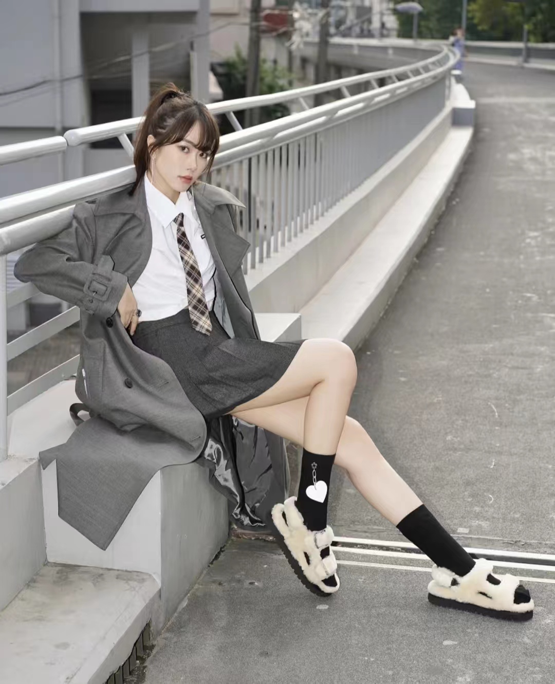 风衣外套怎么搭配好看又洋气,风衣外套怎么搭配好看又时尚