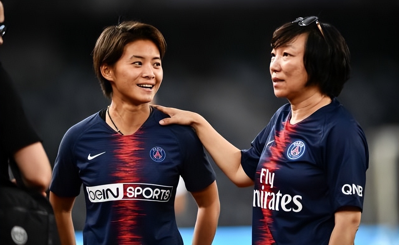 女足王霜我们从来没有放弃,女足王霜再度留洋