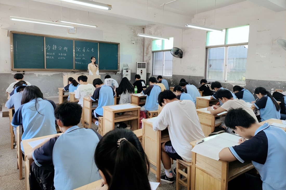 蕲春县兴华中学需要多少分,蕲春县兴华中学