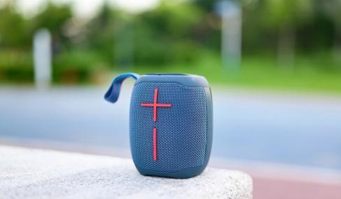 露营太阳能灯蓝牙音箱,户外露营复古音箱