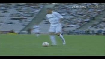 世界杯大罗钟摆过人,世界杯小罗经典时刻