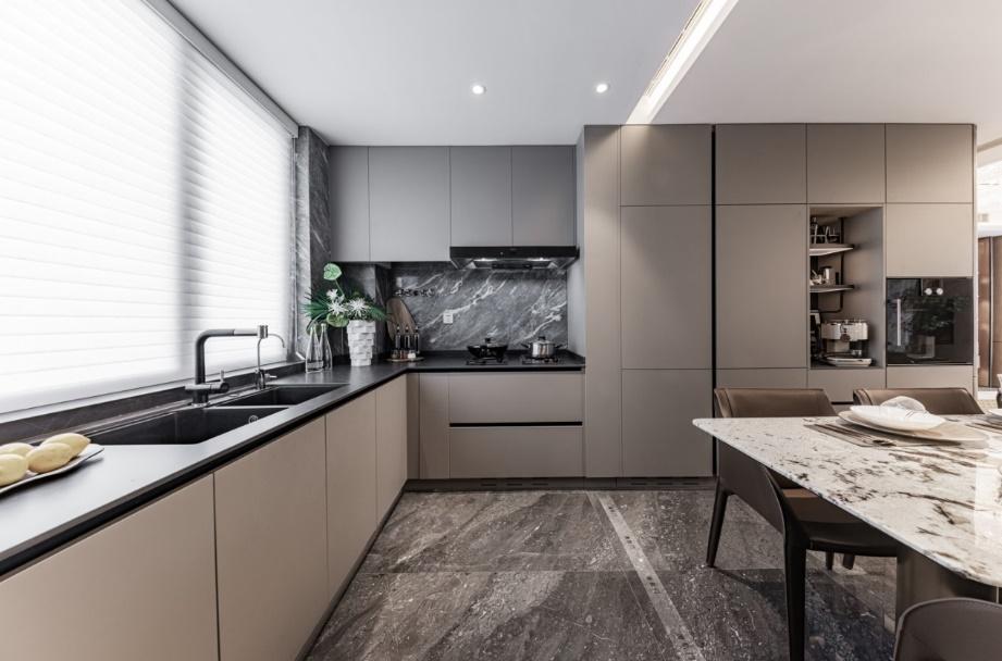 深研「豪宅大门」设计新趋势，做“豪门”赛道上的领跑者