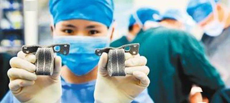 钛水杯和玻璃杯哪个好,钛杯为什么突然这么便宜