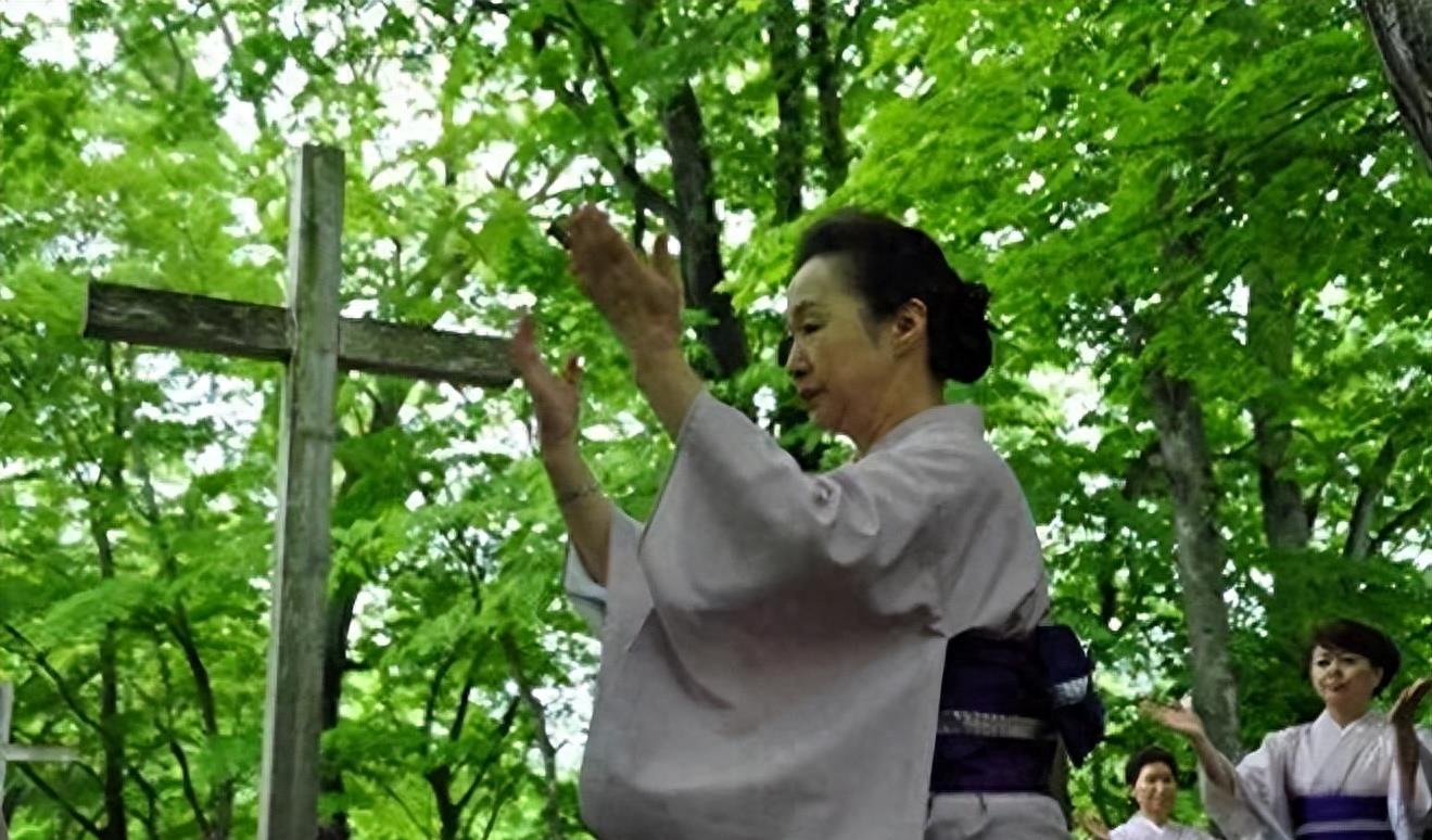 13个活久见事实:全世界嘴巴最大的女人,阴道长“牙齿”