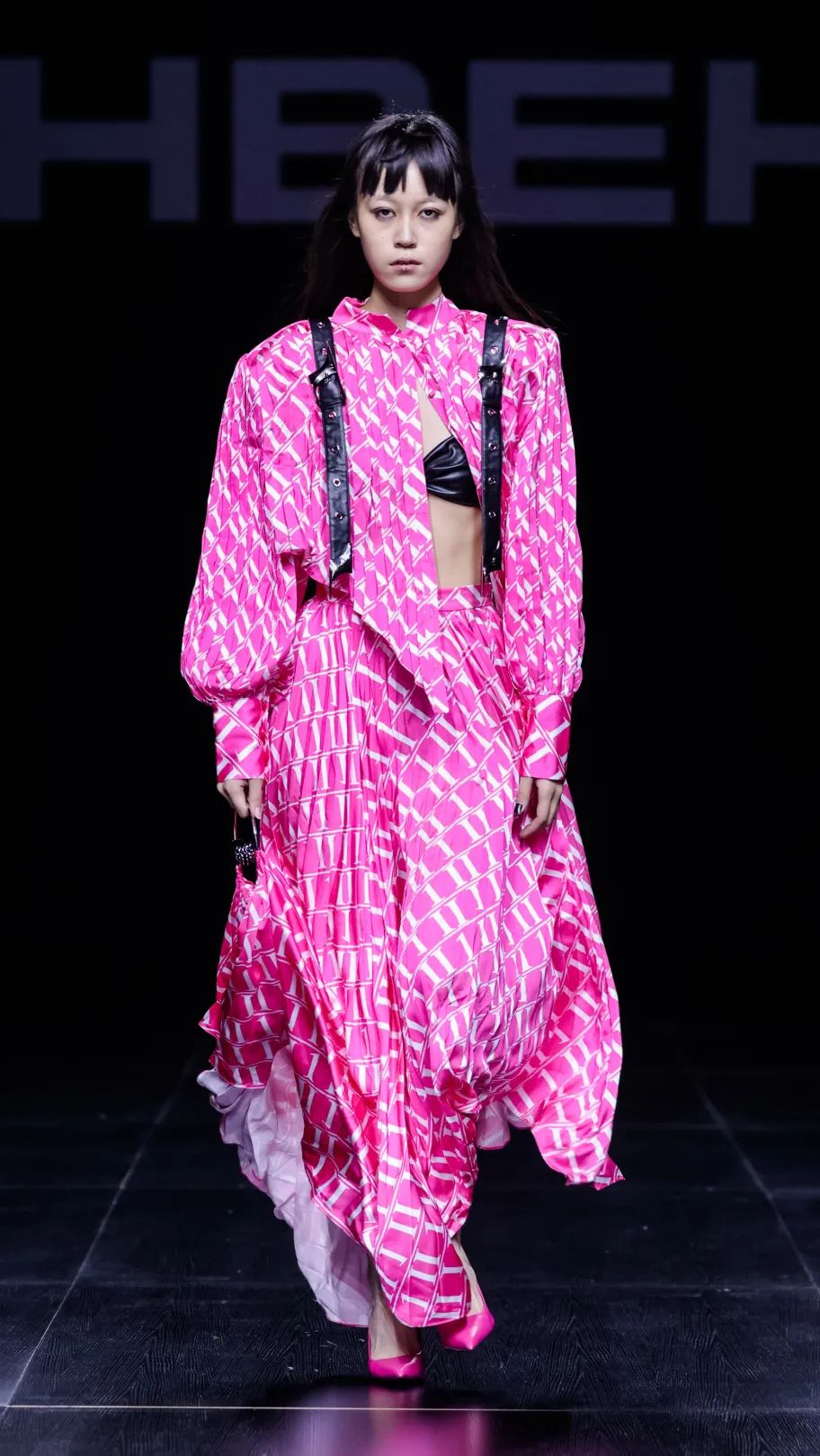 2023春季流行款式,2023年中年夏季流行款式