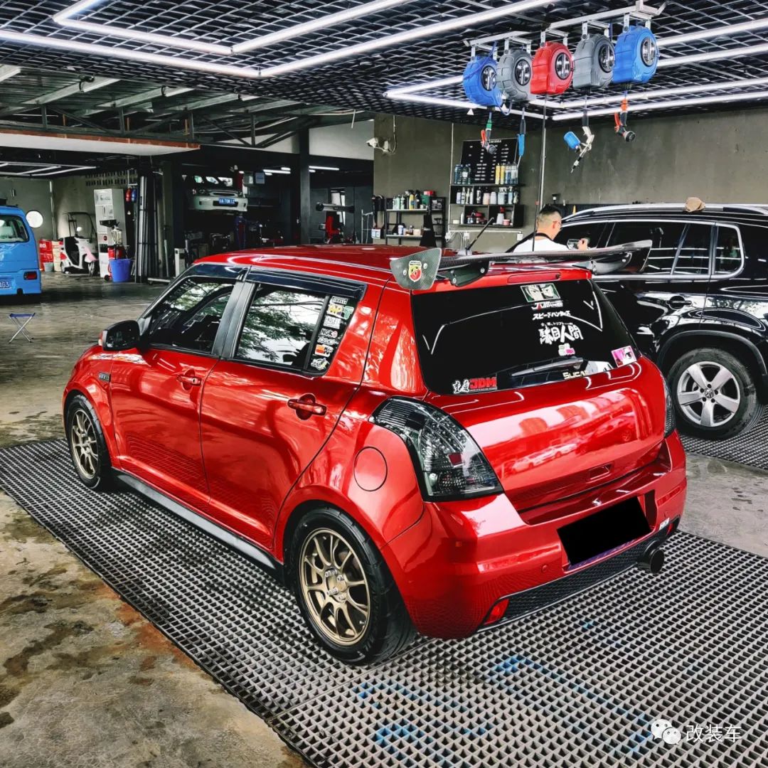 铃木雨燕女士车,铃木雨燕适合女生的车