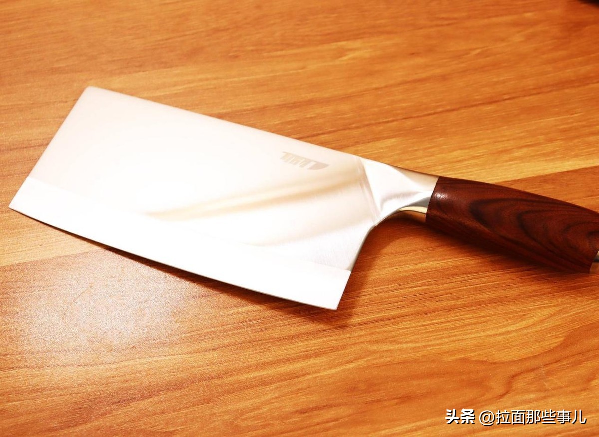 家用菜刀如何挑选好刀呢,选购家用菜刀的正确方法