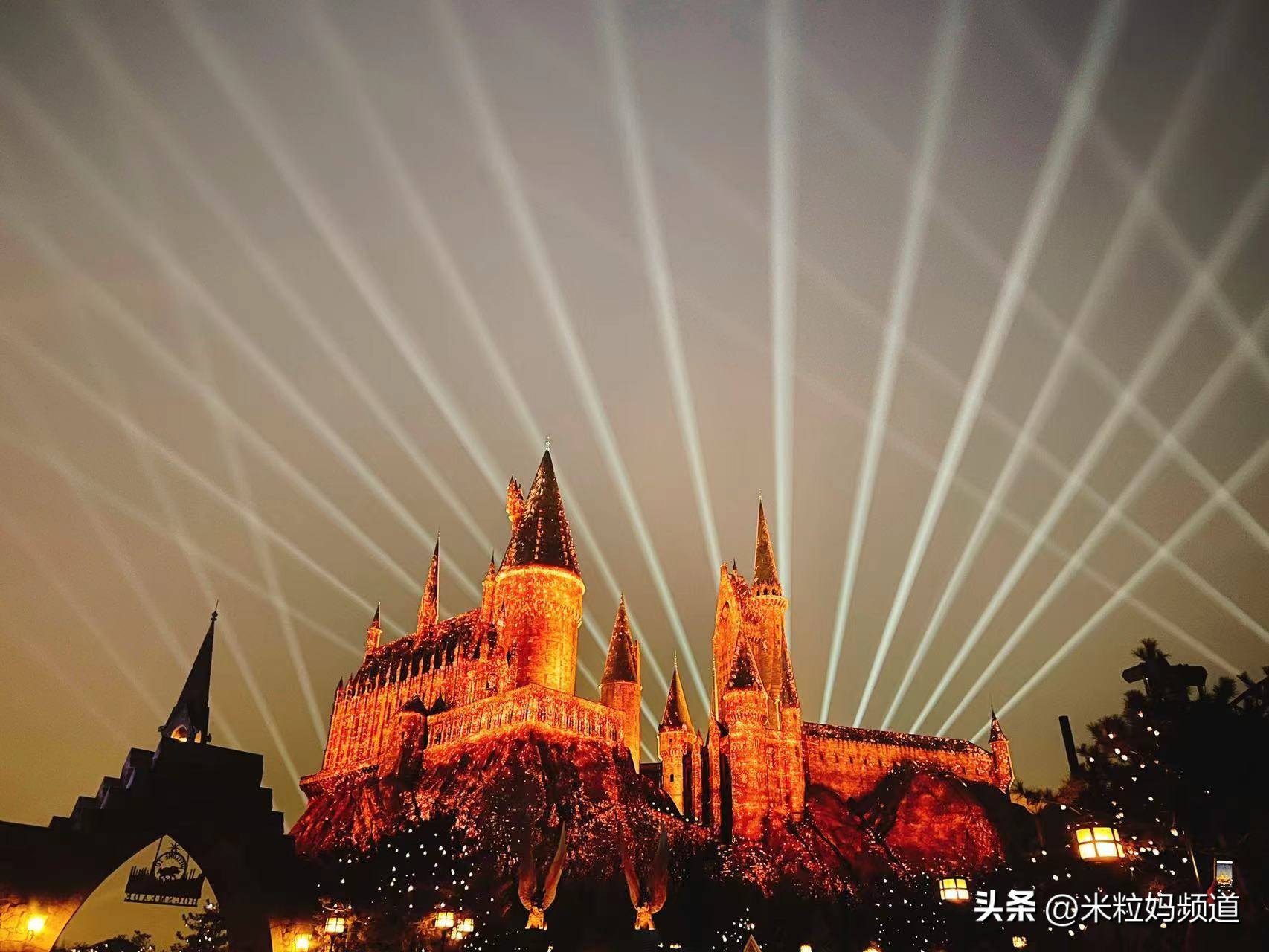 暑假烧钱季,暑期烧钱大战