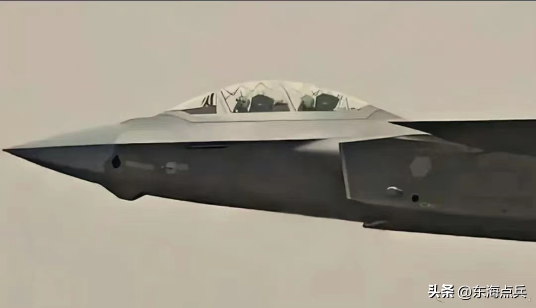 美媒歼20,歼20首架升级版航程