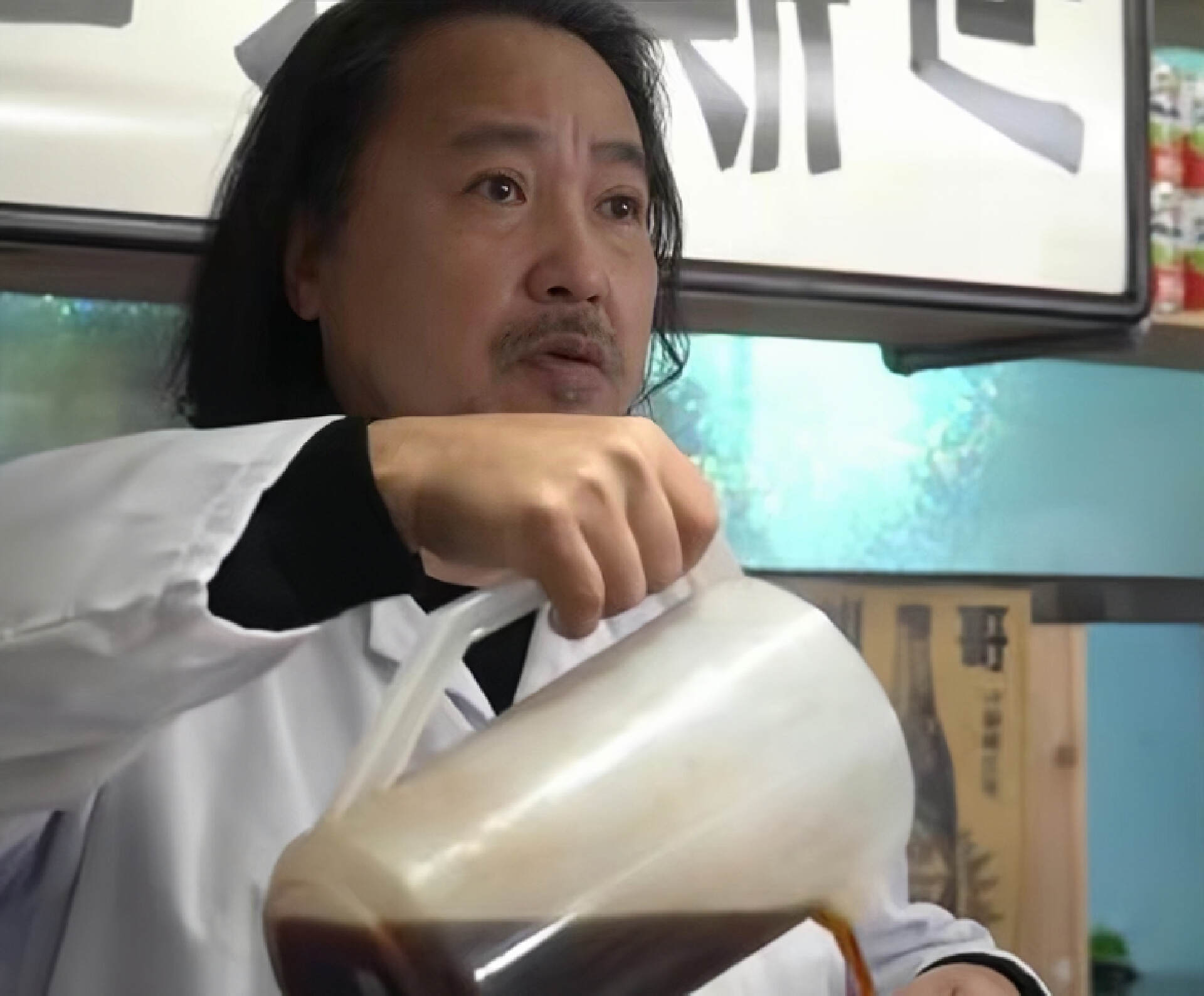 tvb男星卖鱼蛋,tvb的明星卖鱼蛋