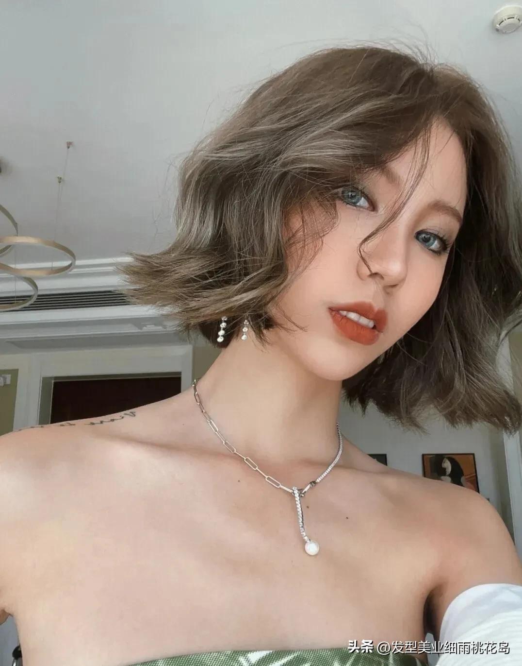 冷艳短发礼服,中短发冷艳妆容