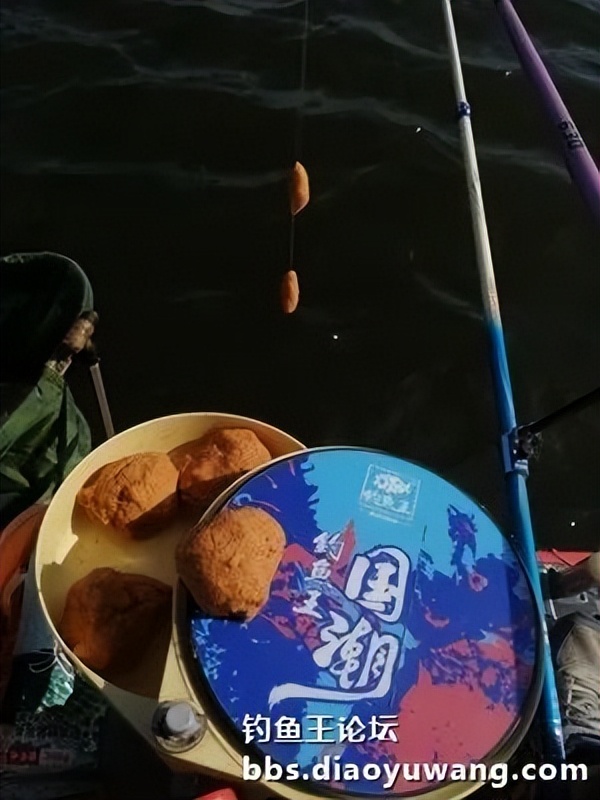 疯杀果香鲫，连竿上大翘