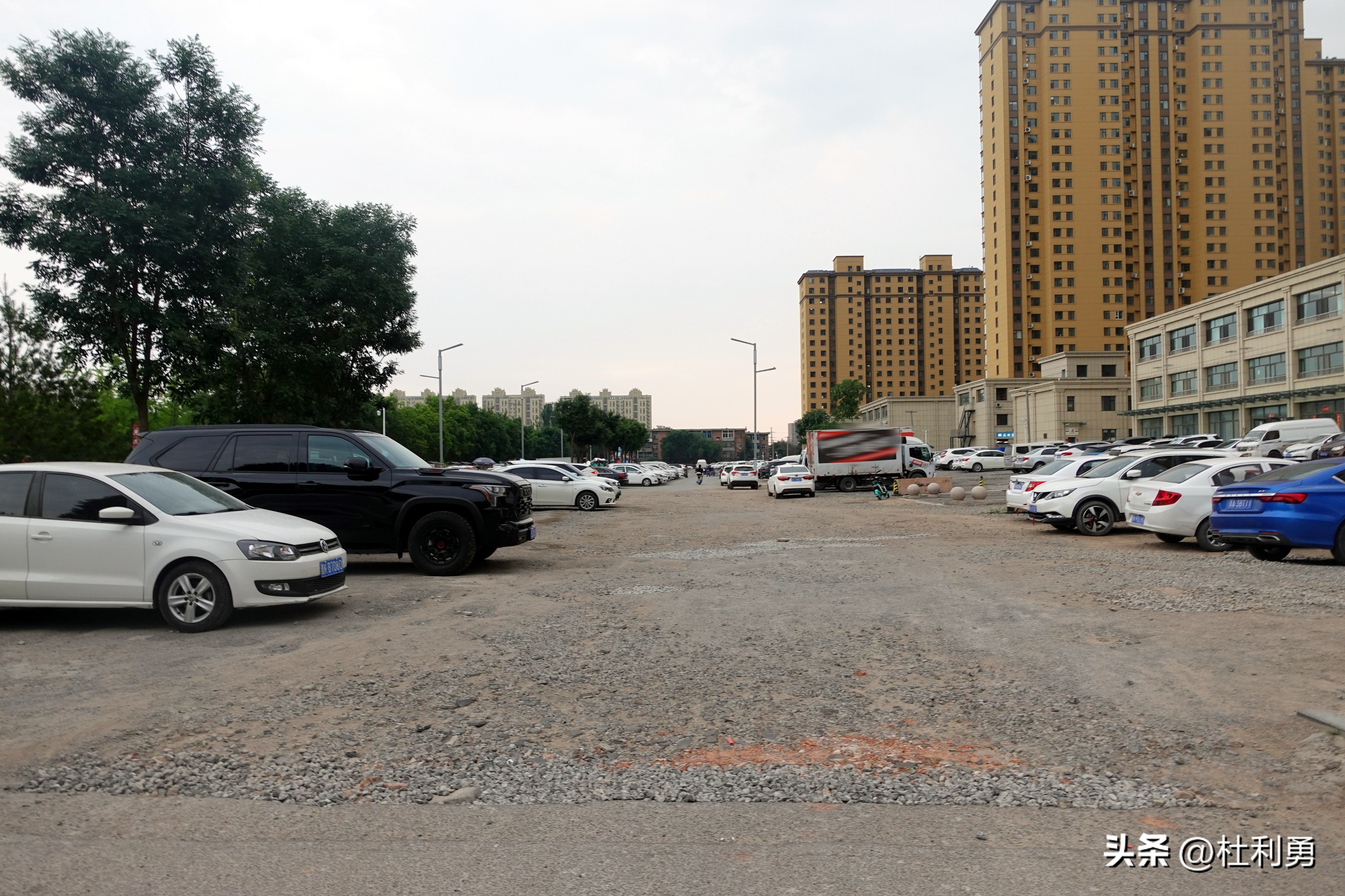 山西省晋中市榆次区：经纬北路50米长的“开膛路”何时能修好？