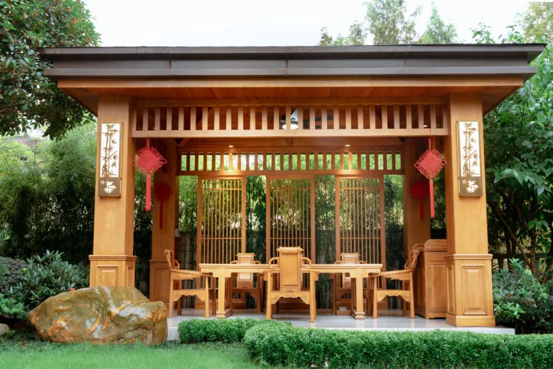 云南瑞丽德冠红木家具,云南瑞丽红木家具园区