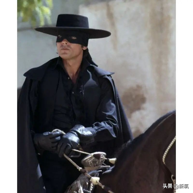 他是彼时最受欢迎的法国巨星，也是法国影史上片酬最高的男演员？