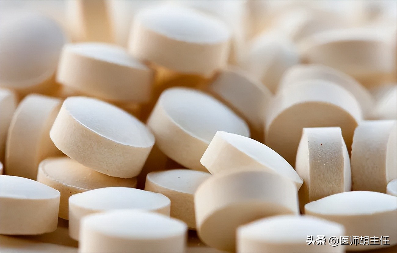 中老年人补充叶酸哪种牌子好,中老年白发补充叶酸有用吗