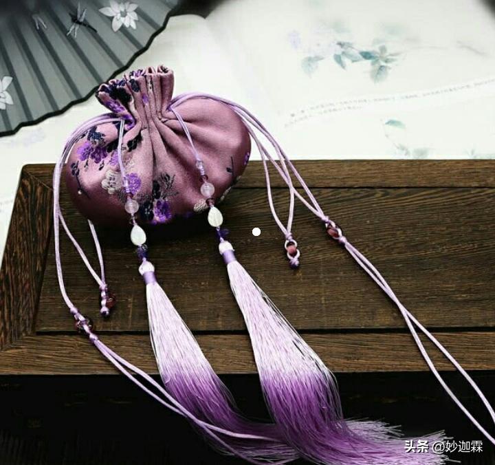 古人喜欢用什么定情,古人定情之物