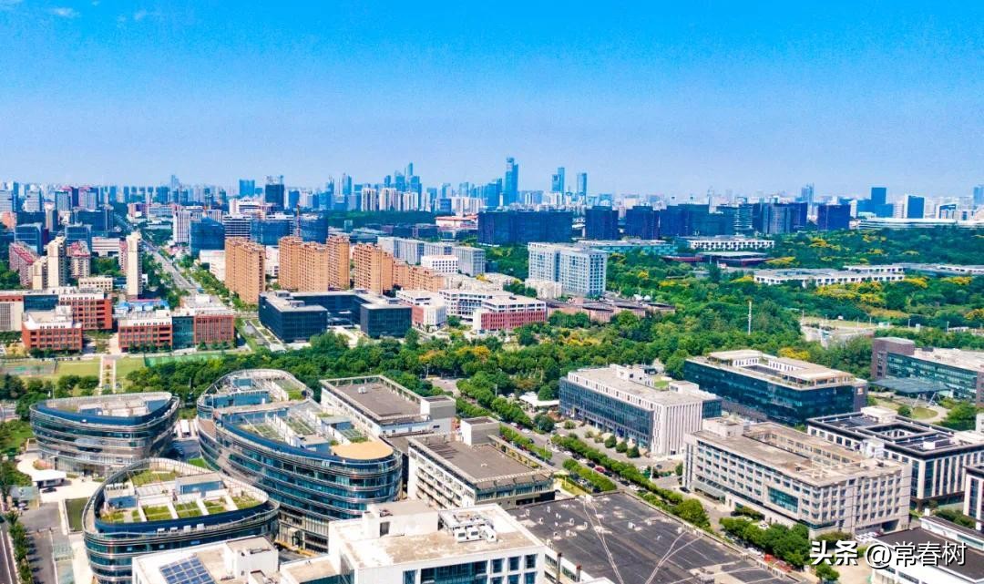 南京秦淮区一年财政收入是多少,南京市最新财政收入