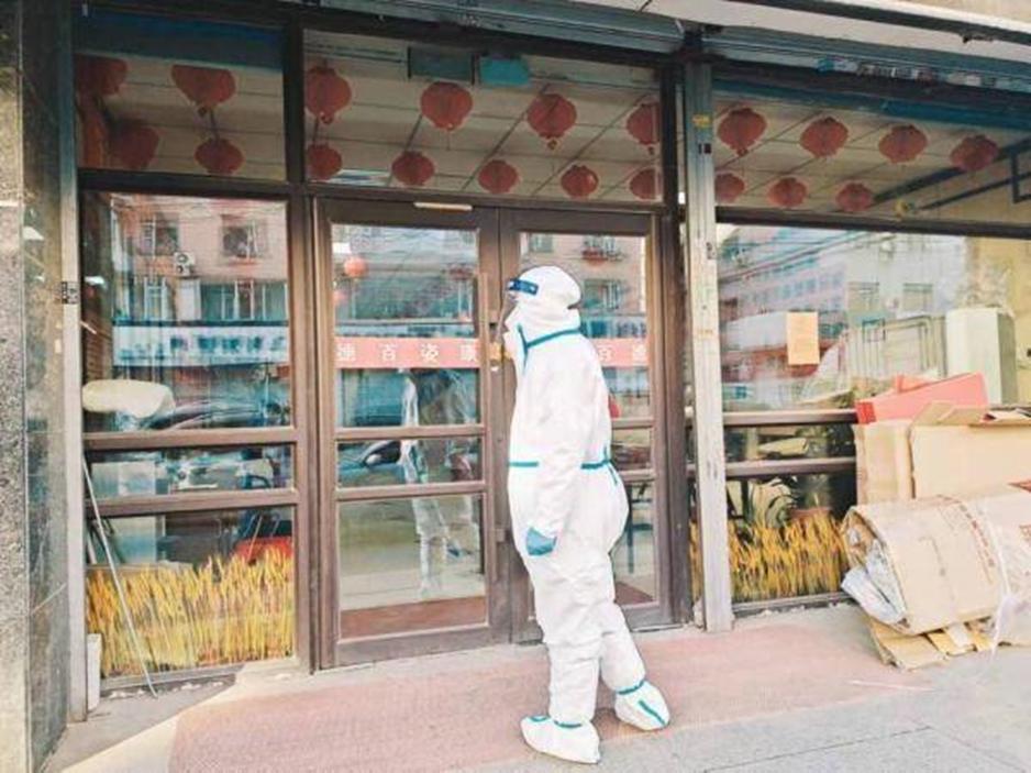 齐心协力战疫情红光村巾帼展风采,巾帼抗疫展风采铿锵玫瑰别样红