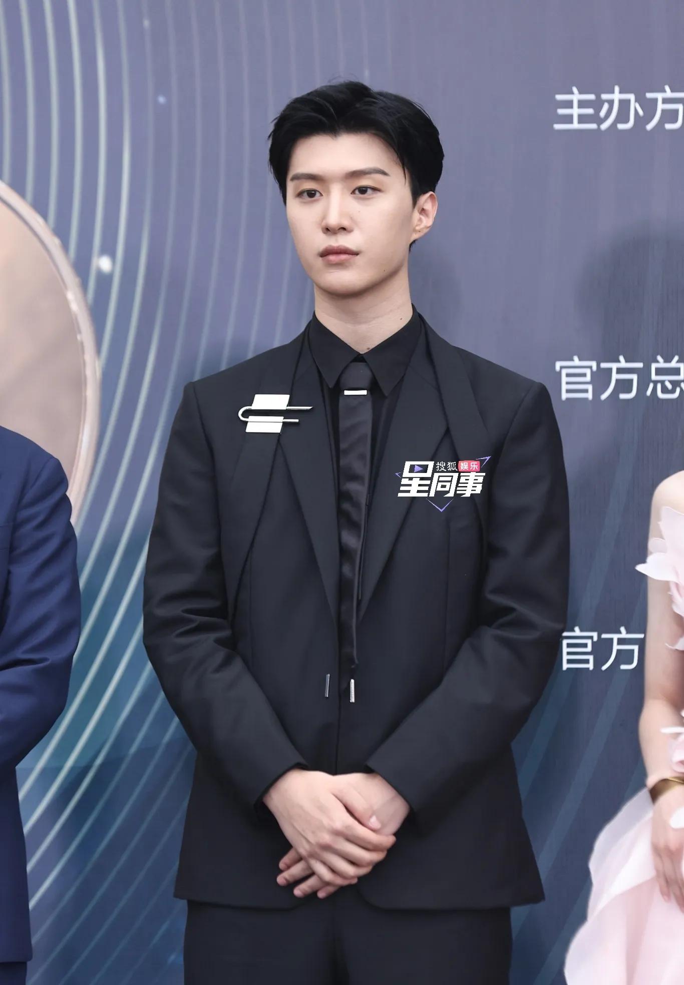 微博电影之夜，王一博朱一龙刘亦菲一骑绝尘张张好看