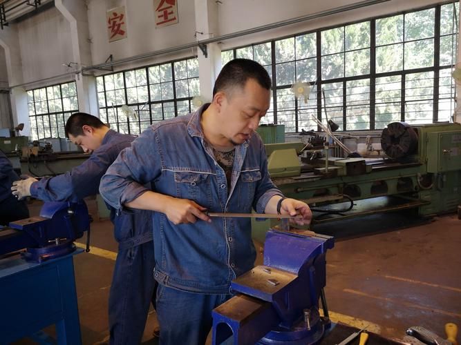 钳工有什么工具,钳工工具大全套