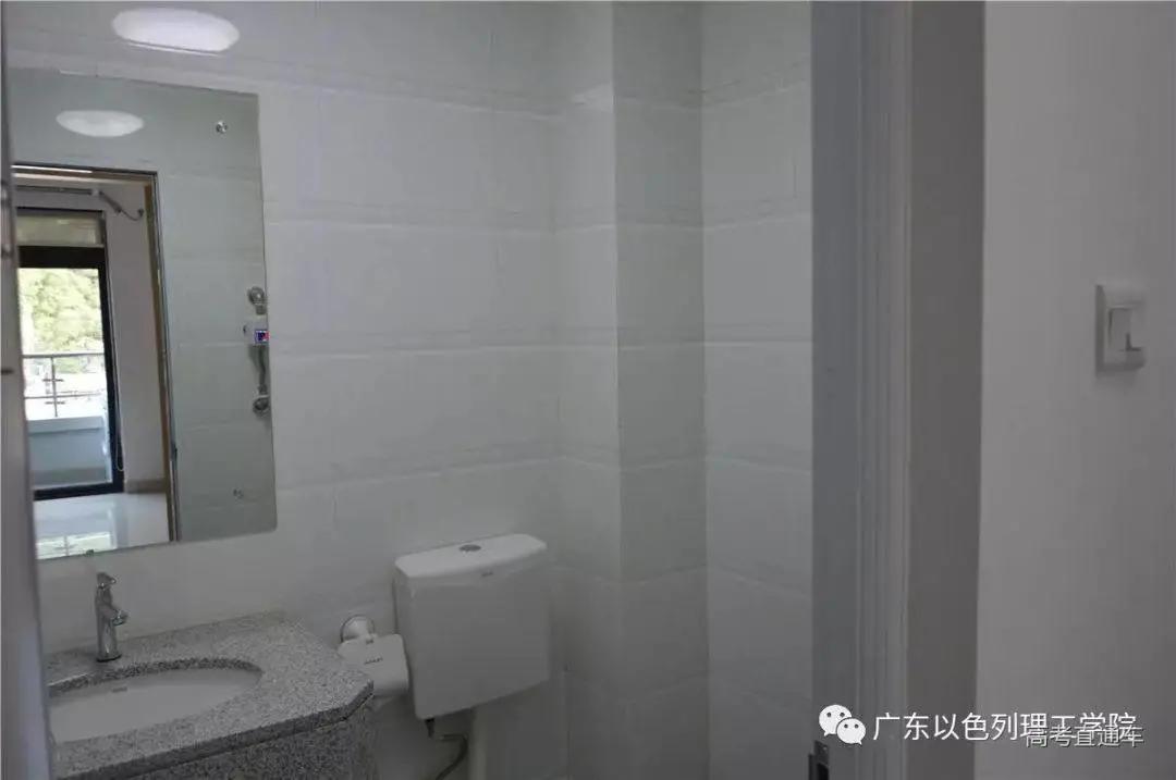 盘点那些环境极好大学宿舍,国内四大豪华大学宿舍