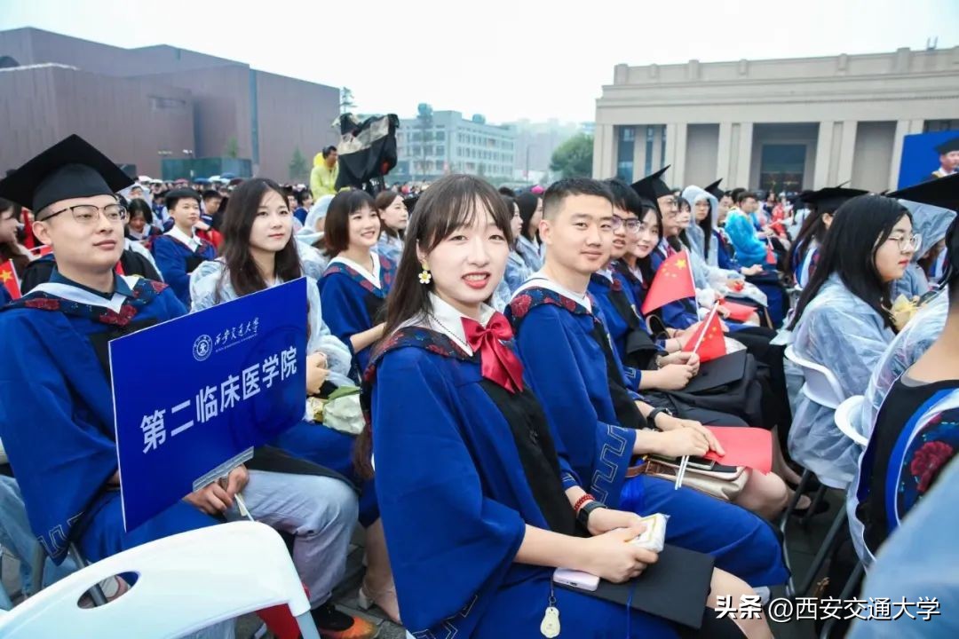 竢实扬华自强不息的交大精神,交大与国家同呼吸共命运