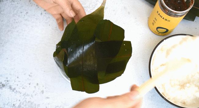 手残党怎么包四角粽子,六个月以上宝宝粽子做法