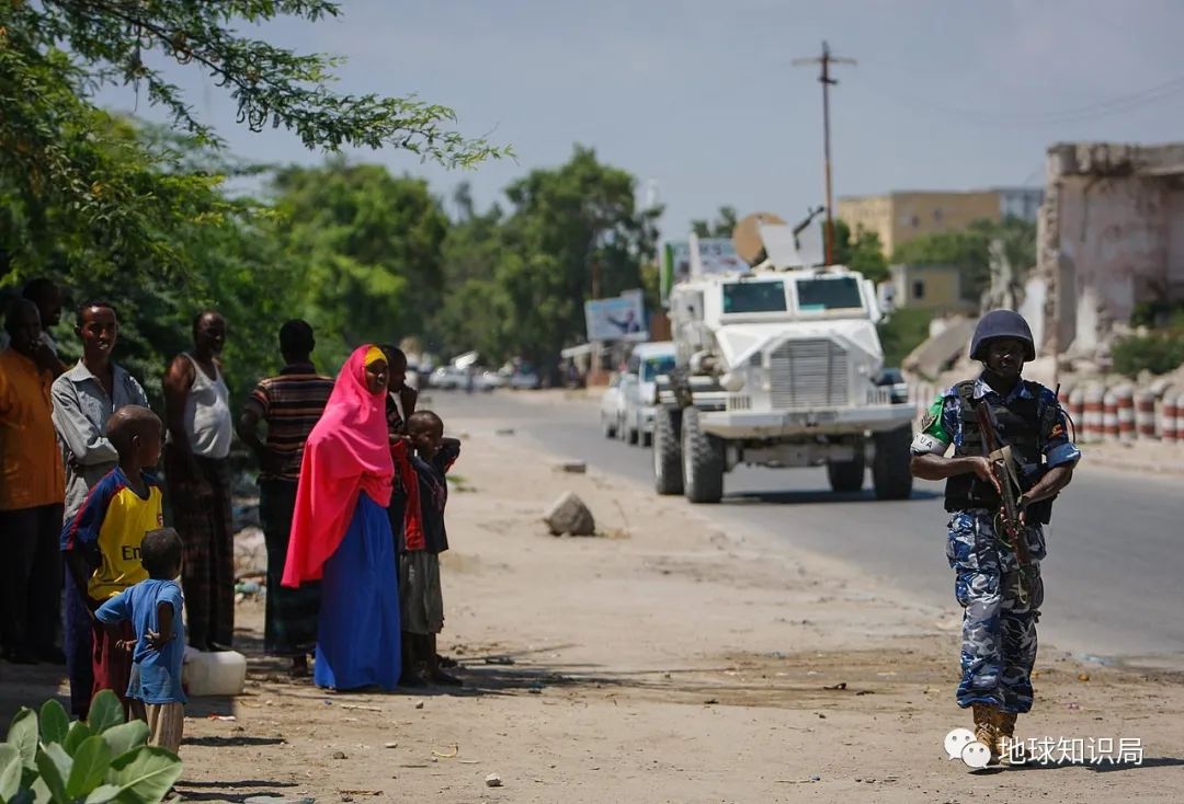 这场非洲大战，真是打成了一锅粥|地球知识局