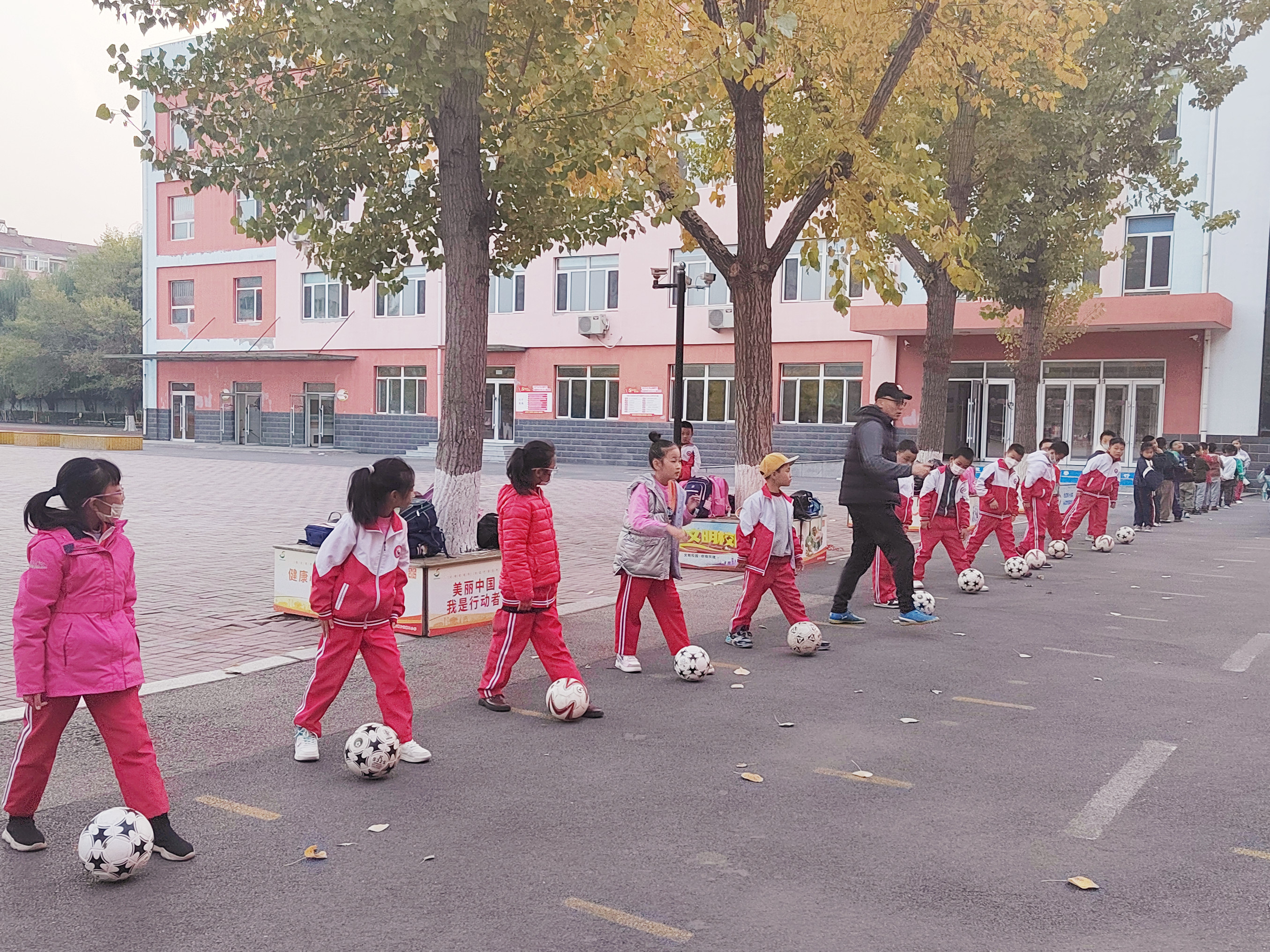 多彩活动迎六一,多彩兴趣活动助力双减落地