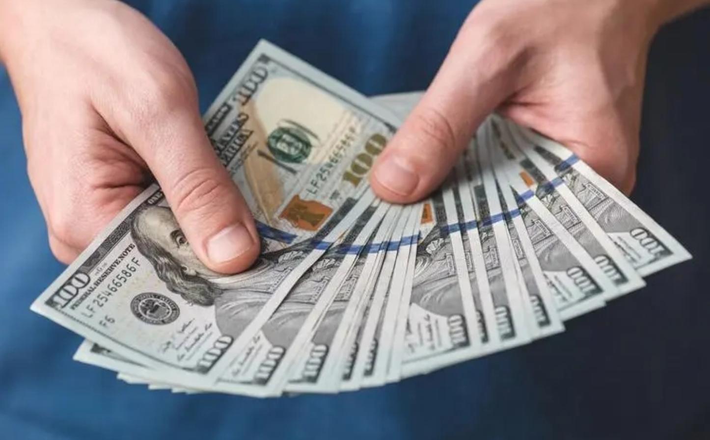 1999年，我军一少将部长参加聚餐，引起公安怀疑，逮捕后被判刑