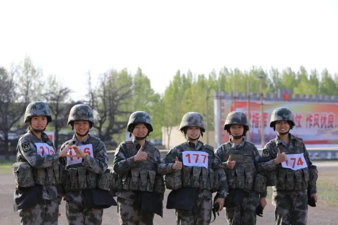 中国军人的代表名词是什么,我国军人的名称