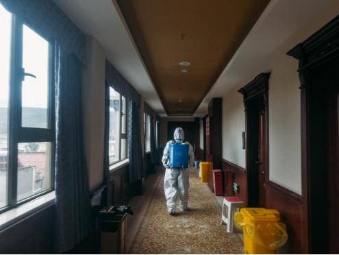 以过硬担当筑牢抗疫防线,高原战疫风雪中的坚守