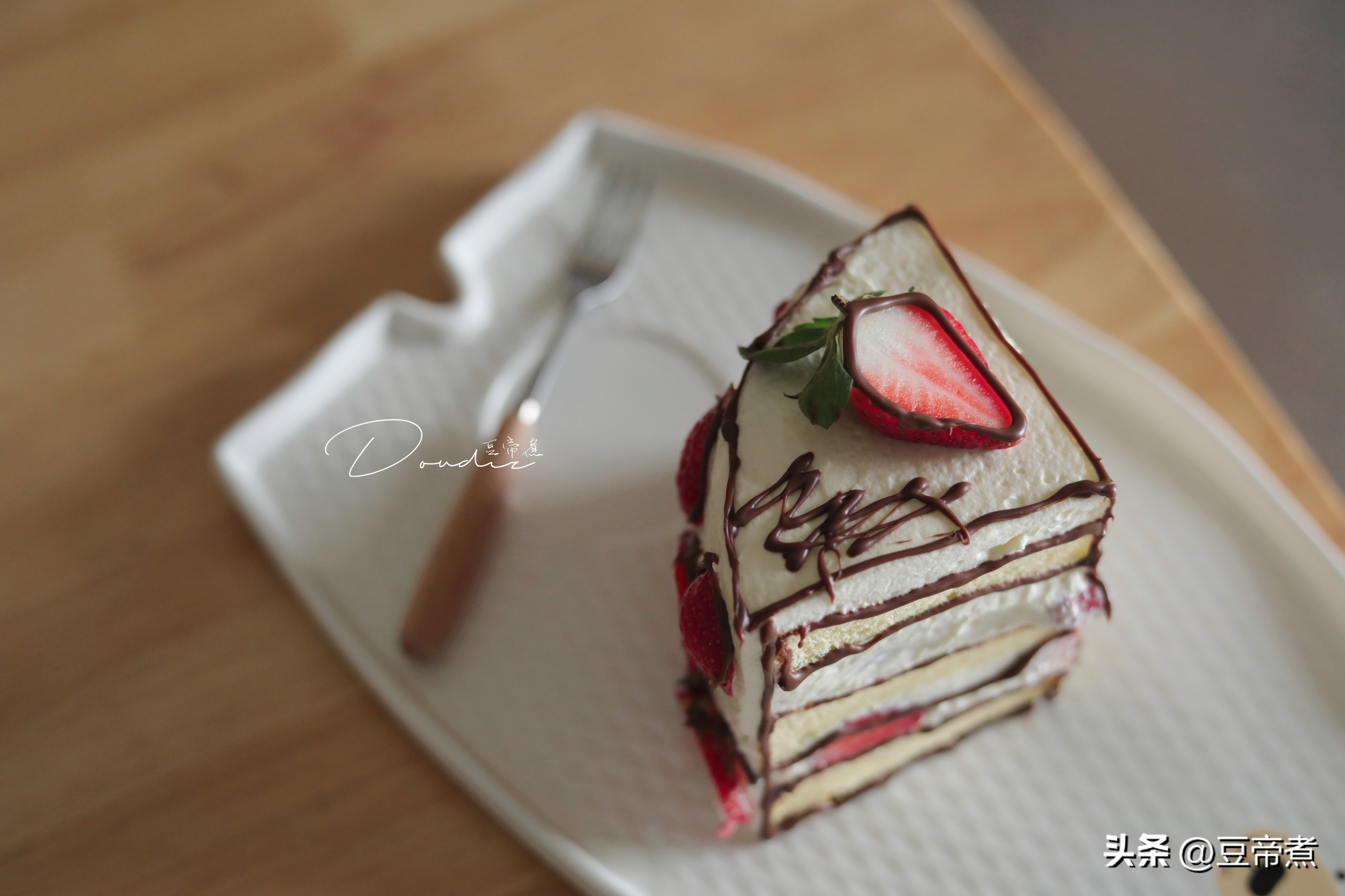 草莓季怎么吃甜品,没有草莓的季节怎么做草莓蛋糕