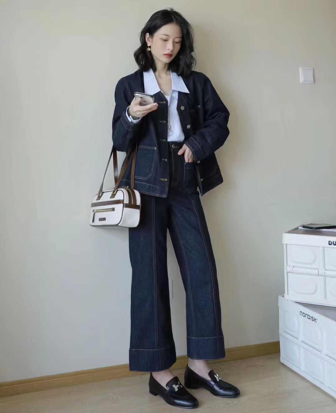 秦岚一身露背装美出新高度,秦岚运动风穿搭盘点