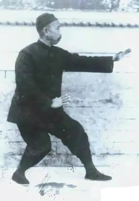 站桩练拳怎么打,站桩打拳