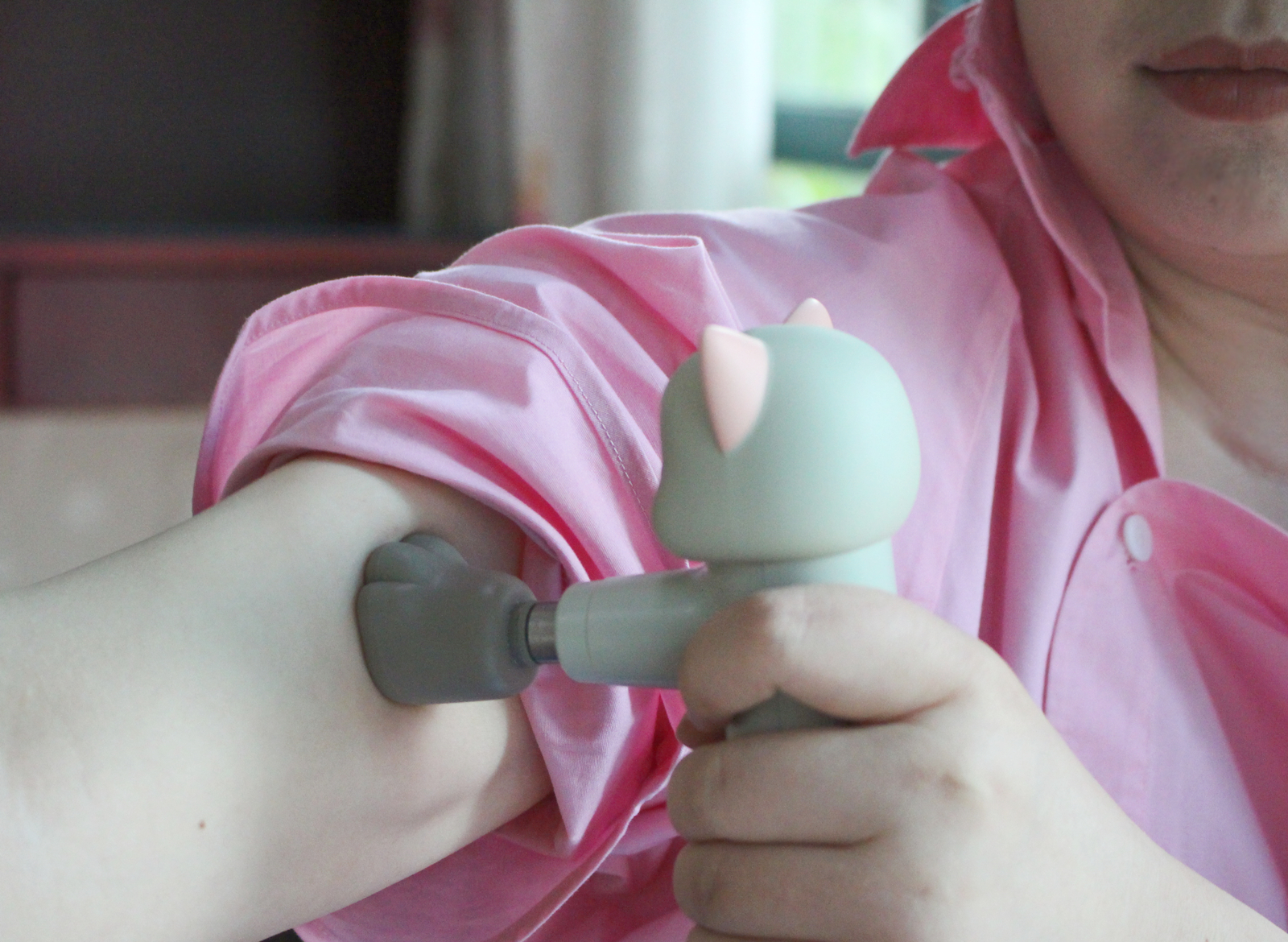 我敢说这是520礼物里面的颜值巅峰吧？贴贴猫全身按摩仪