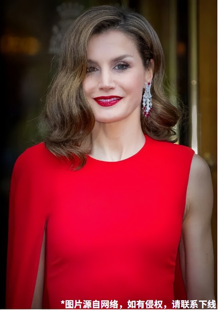 西班牙公主爱上教官,西班牙公主喜欢球员