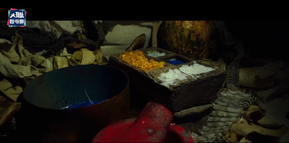 鏈堝厜楠戝＋椹厠涓庡彶钂傛枃,鏈堝厜楠戝＋椹彲