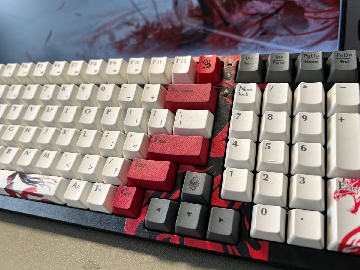 血手幽灵t98光轴机械键盘评测,血手幽灵机械键盘哪款好用